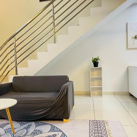 Minimalist Loft2 Decentrum Wifinetflix Kajang Ngoại thất bức ảnh